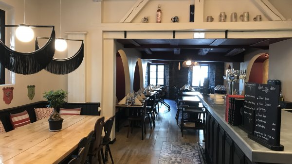 Rénovation et décoration du restaurant Le Vieux Couvent à Mulhouse